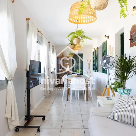 Ocean House El Pris, By Nivariahost Casa de Férias