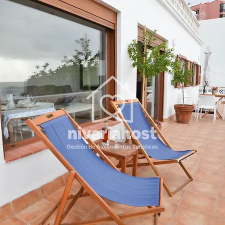 بيت للعطل Ocean House El Pris, By Nivariahost El Pris