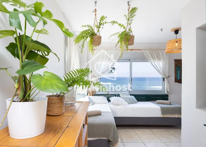 度假居 Ocean House El Pris, By Nivariahost *