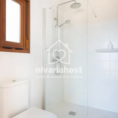 別荘 Ocean House El Pris, By Nivariahost *